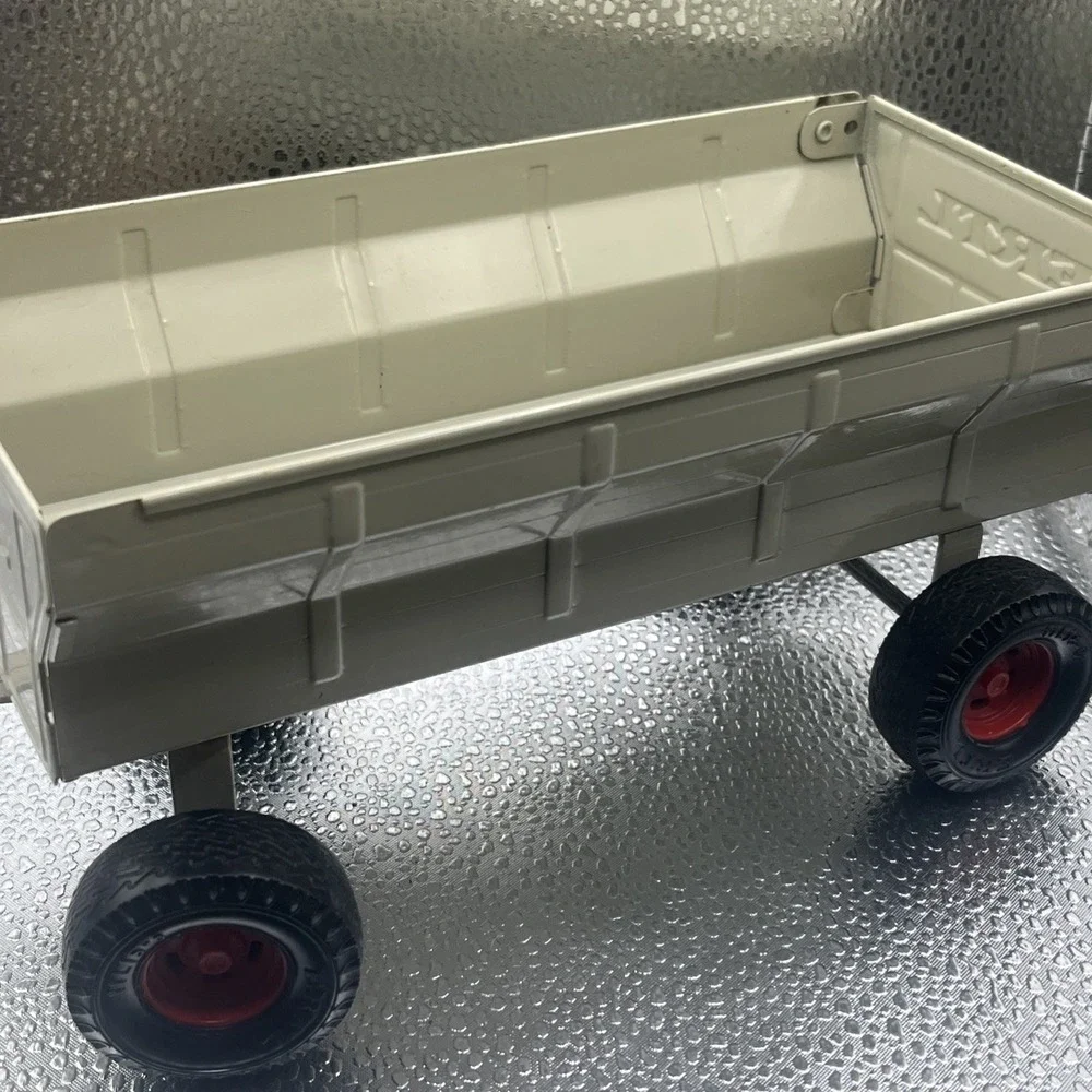 Vintage Ertl Grain Feed Wagon Trailer Farming Toy's Pressed Steel (1054) - Picture 9 of 16
